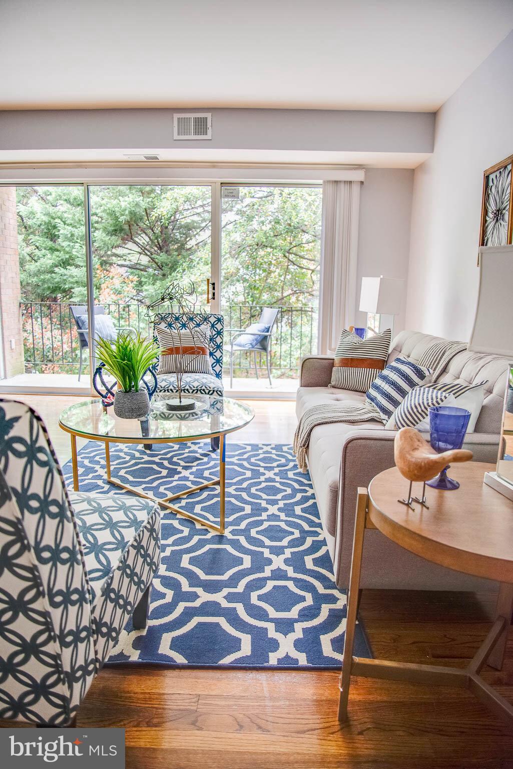 WESTWOOD COMMONS - Residential