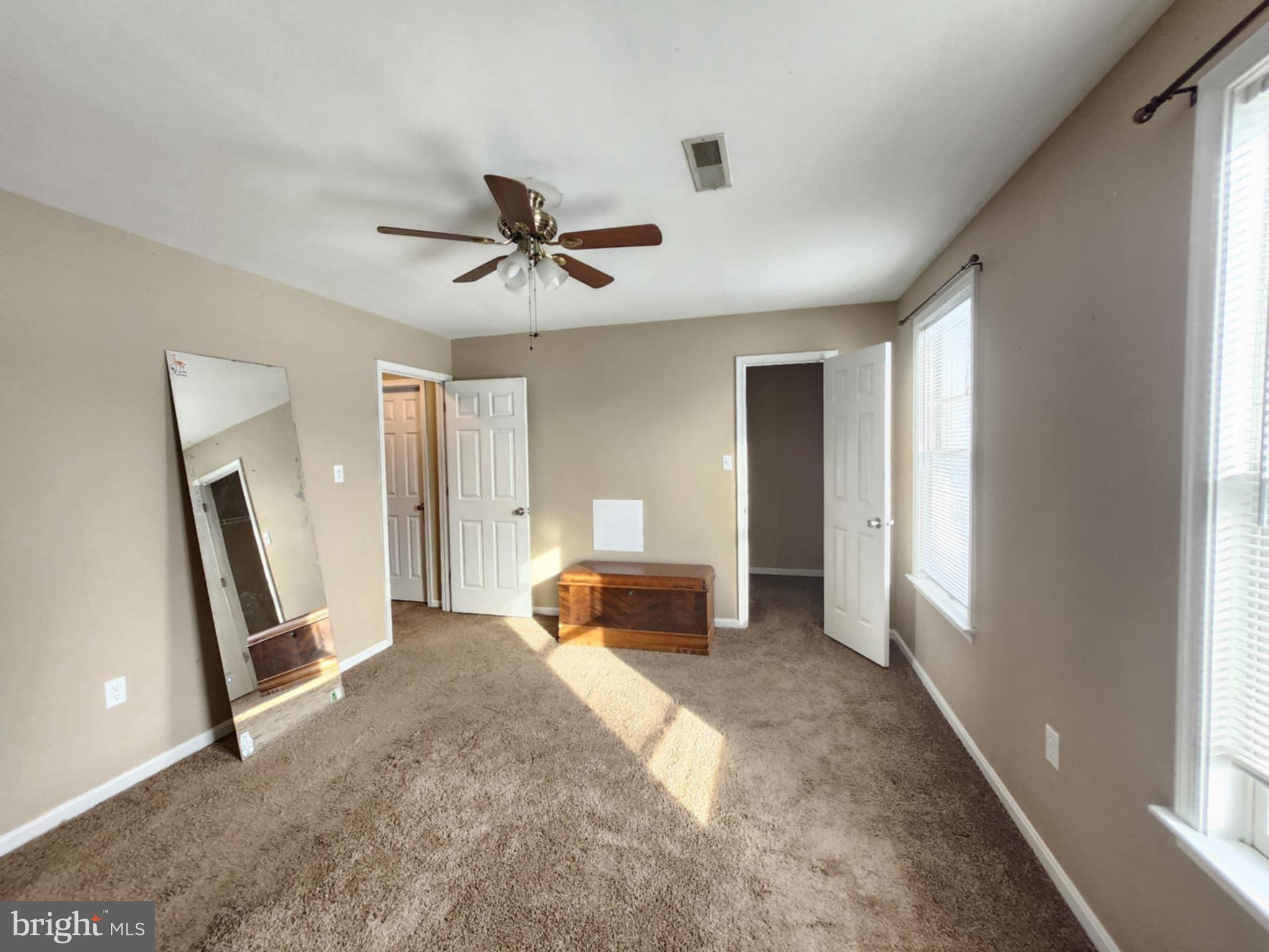 VILLAGE OF VALLEY GREEN - Residential