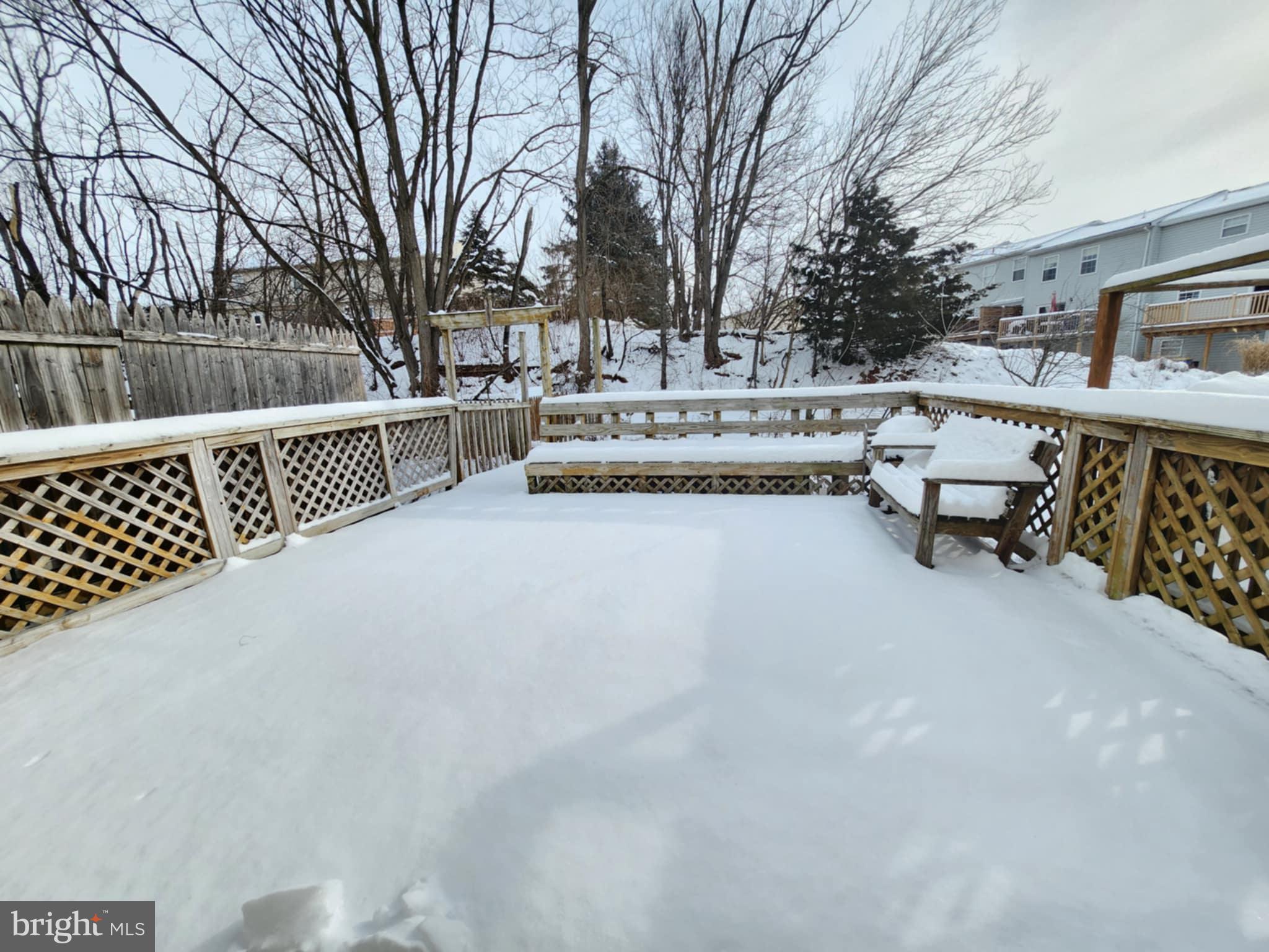 VILLAGE OF VALLEY GREEN - Residential