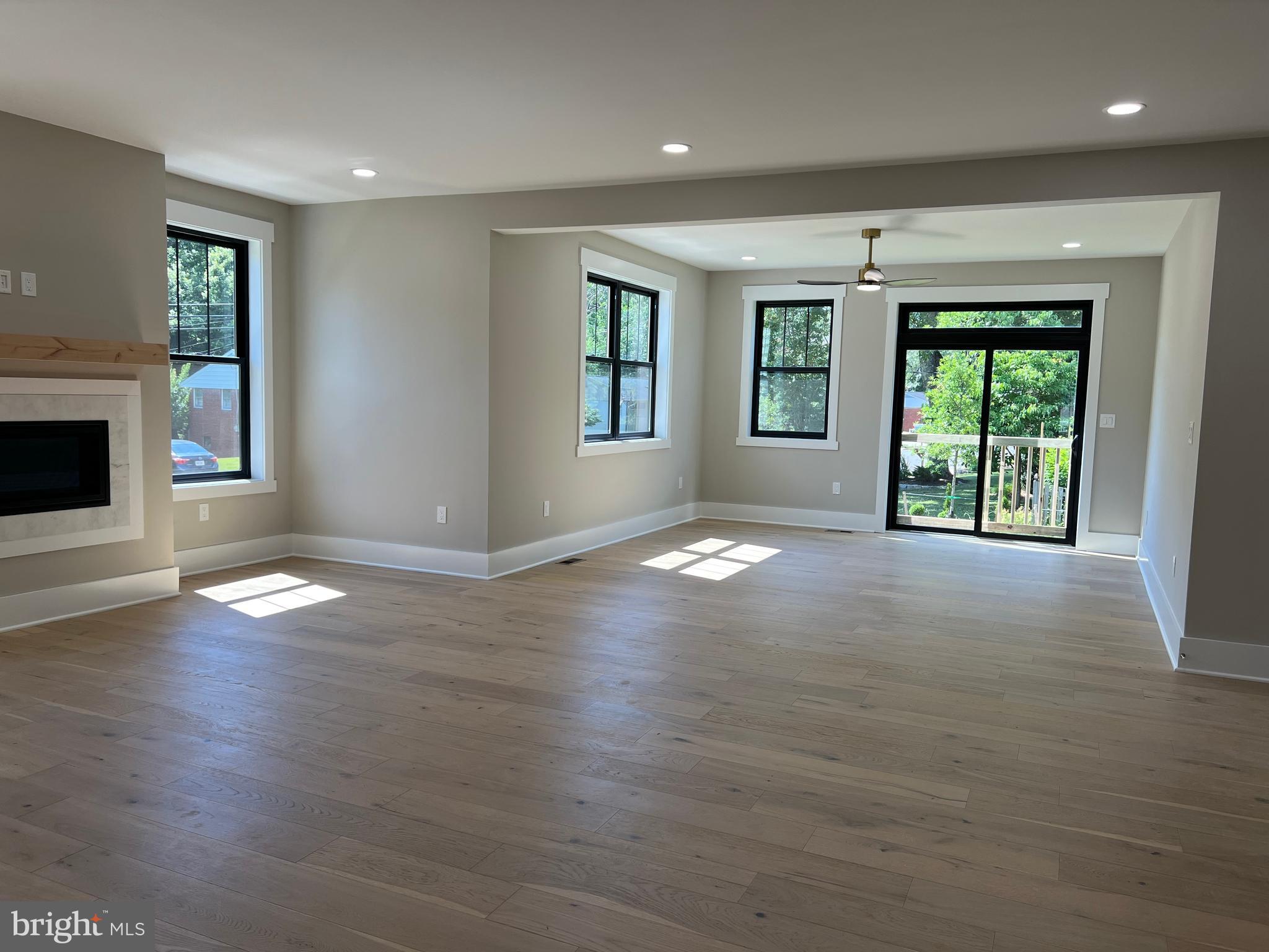 MOOREFIELD - Residential