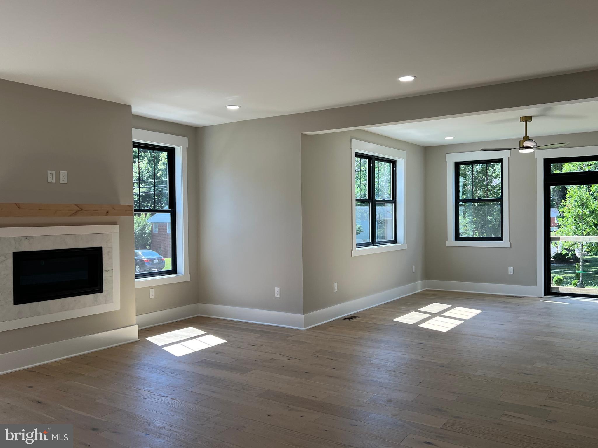 MOOREFIELD - Residential