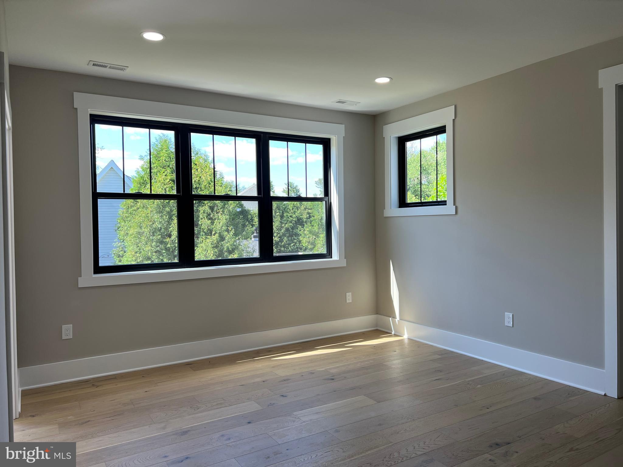 MOOREFIELD - Residential