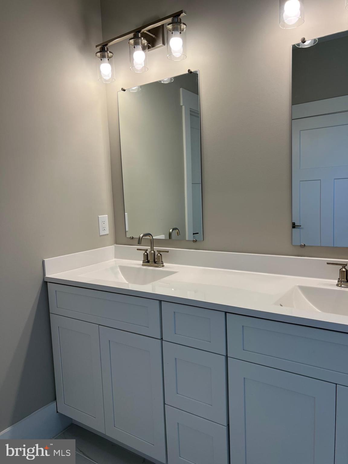 MOOREFIELD - Residential