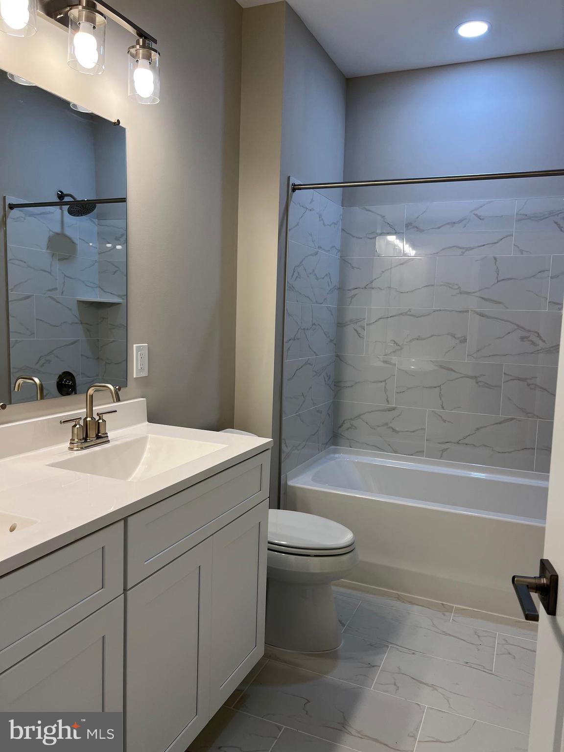 MOOREFIELD - Residential