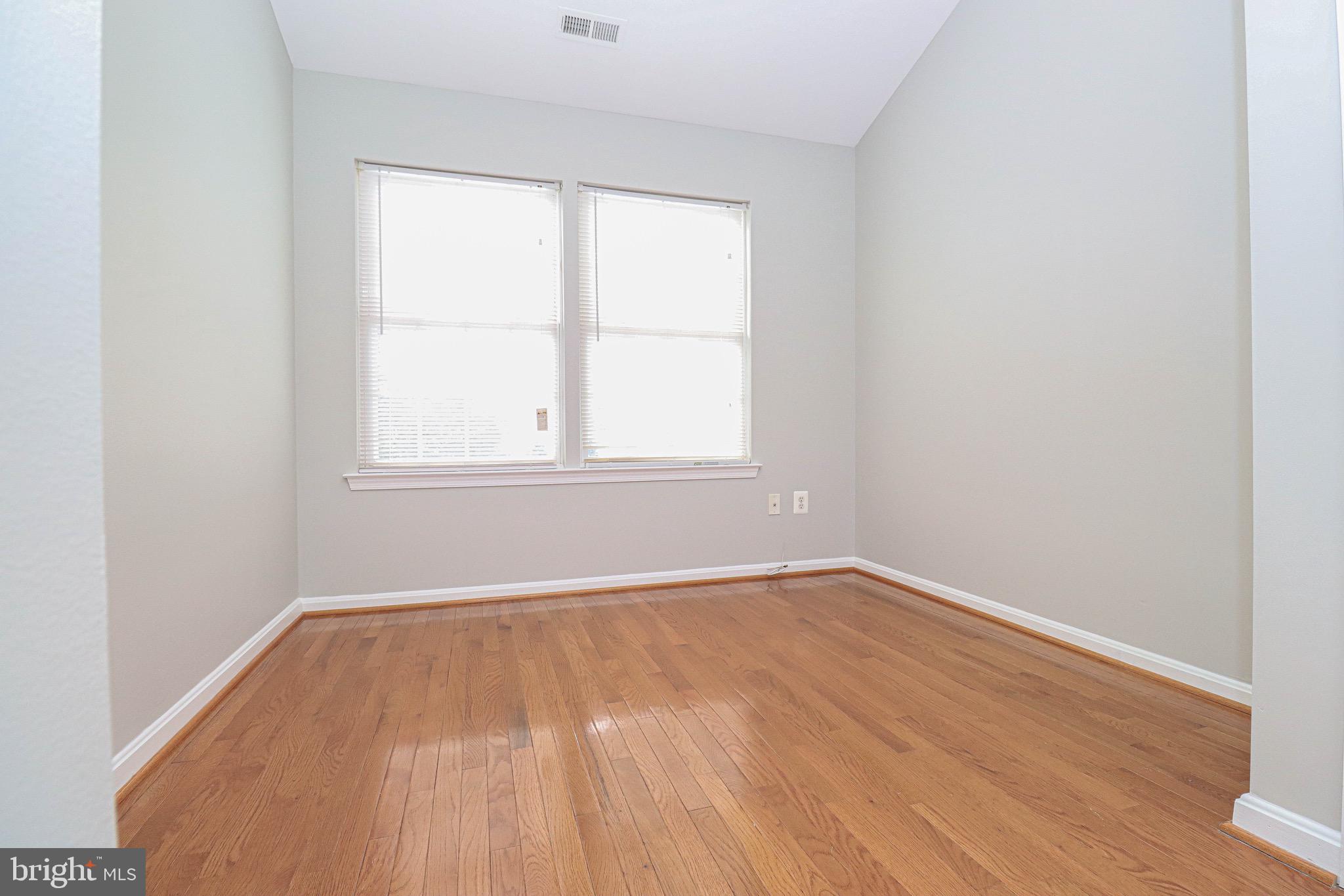 CROFTON MANOR - Residential