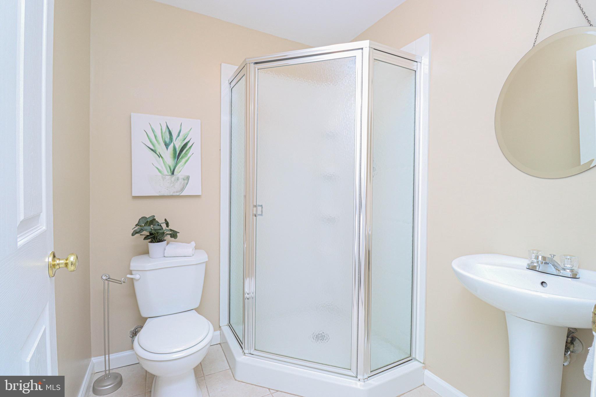 CROFTON MANOR - Residential