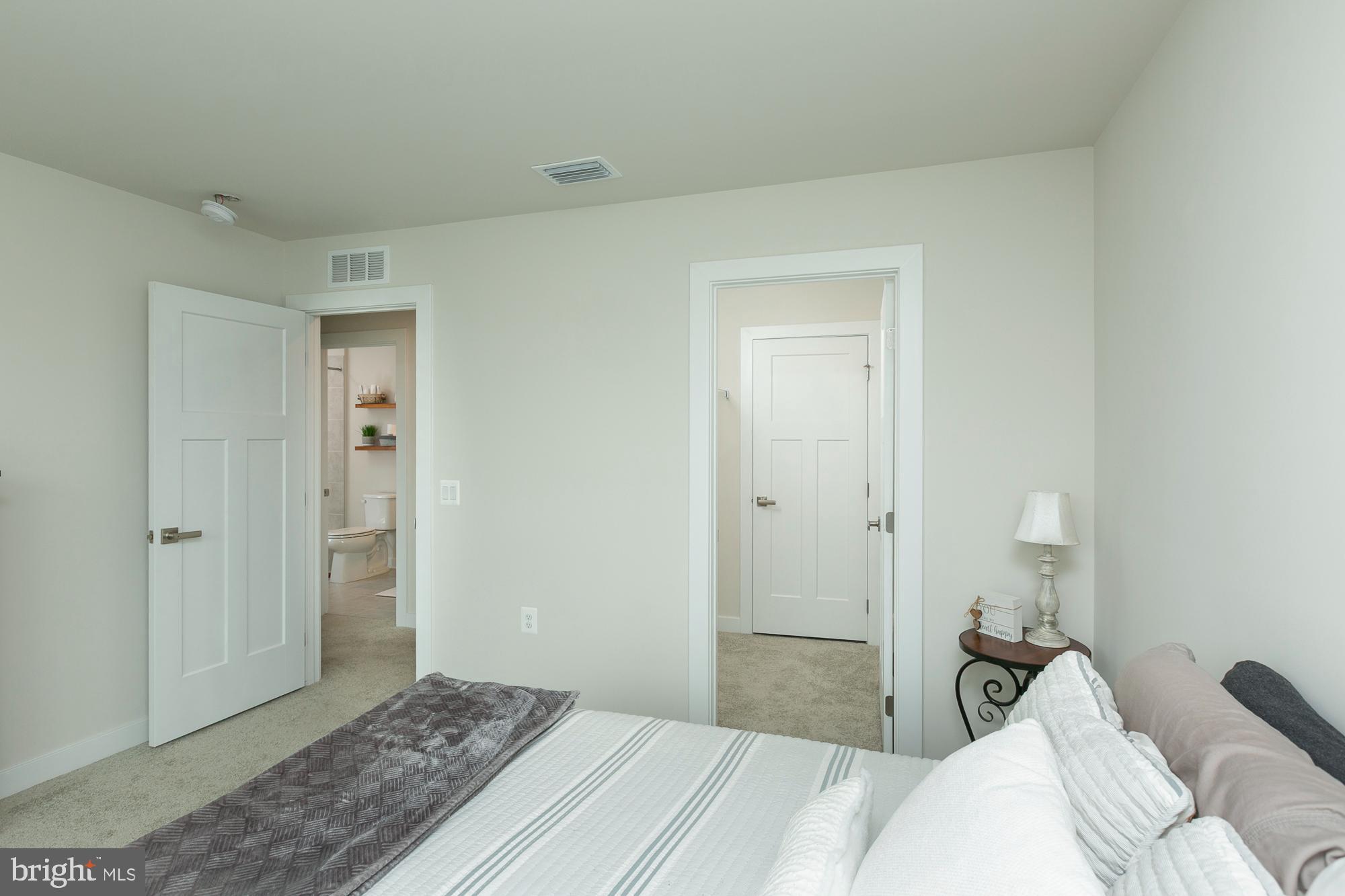 ARCADIA NORTH - Residential