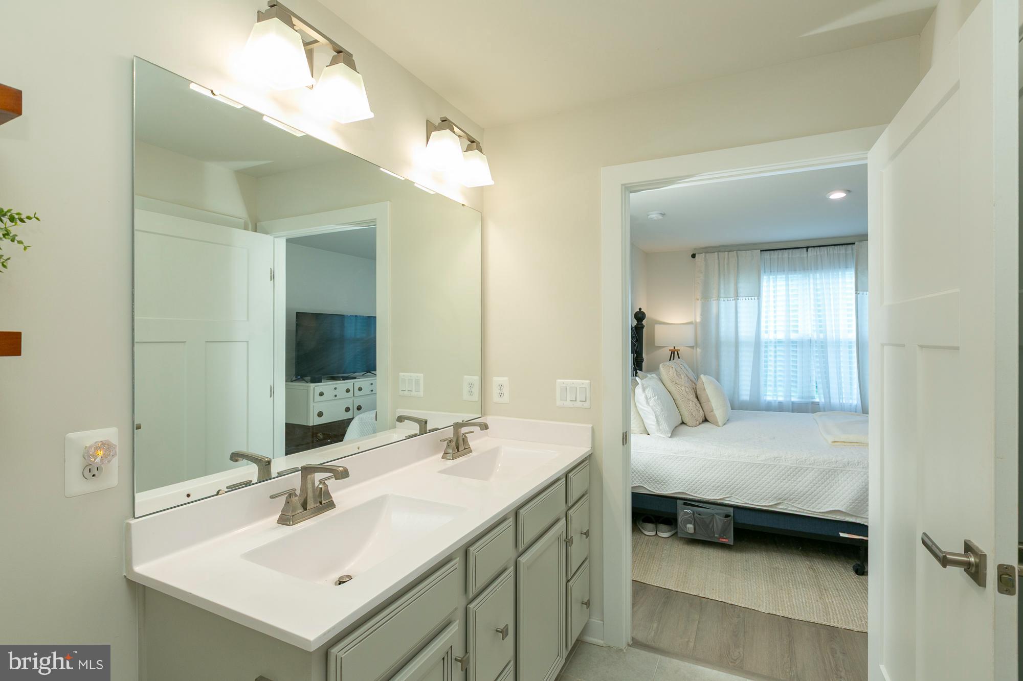 ARCADIA NORTH - Residential