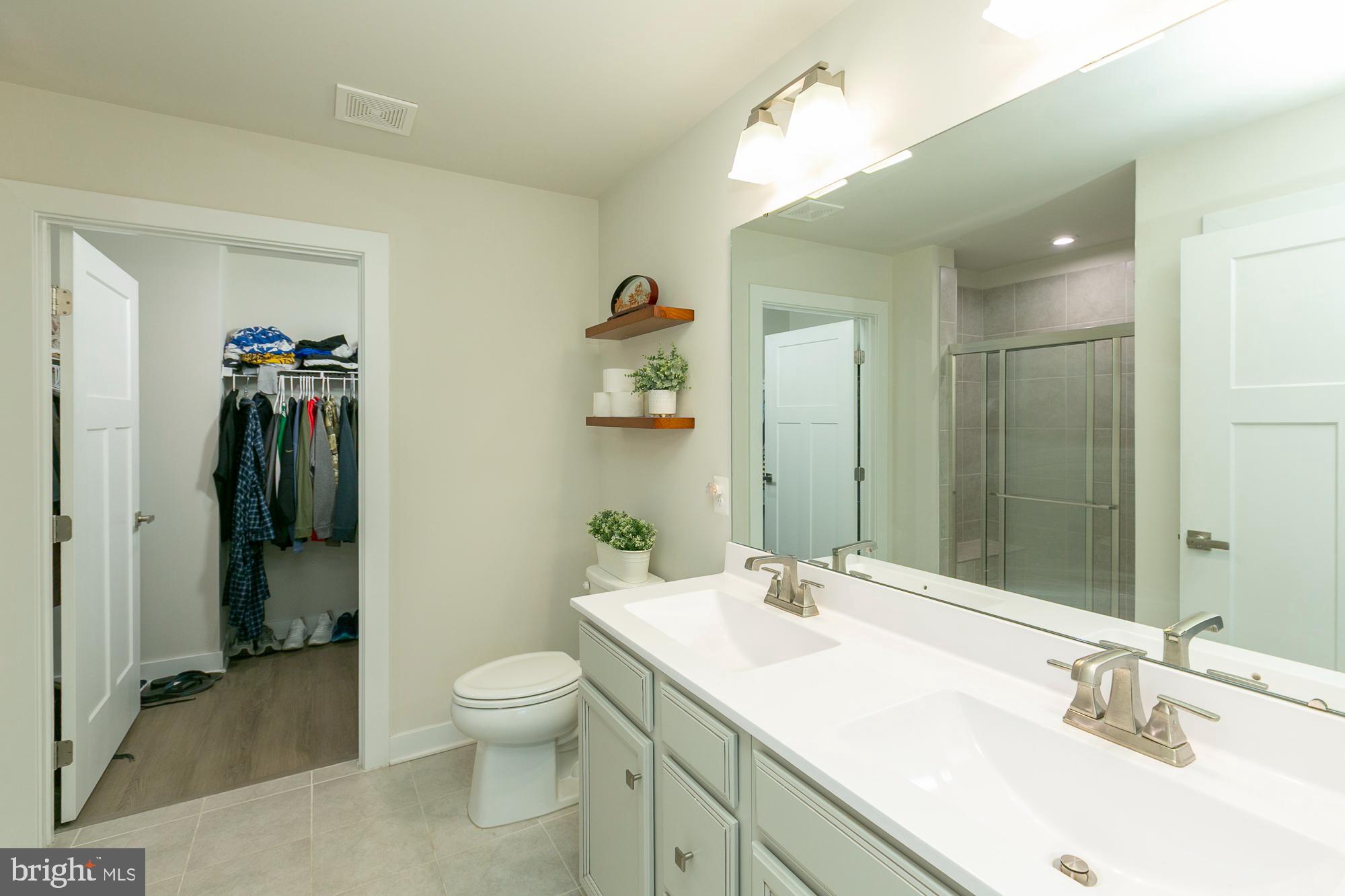 ARCADIA NORTH - Residential