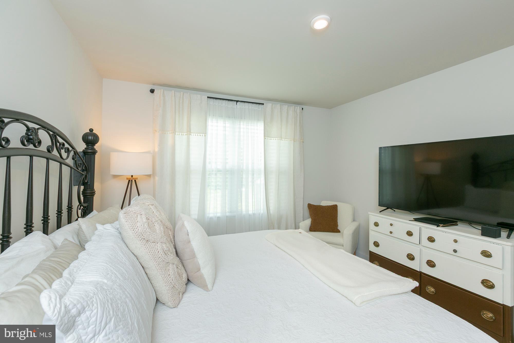 ARCADIA NORTH - Residential