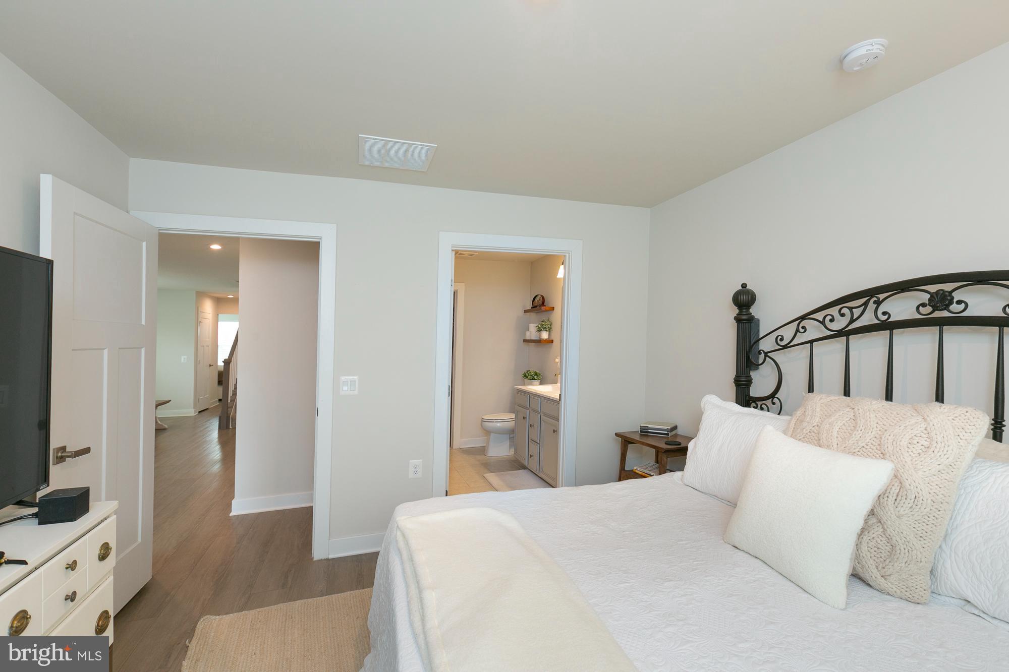 ARCADIA NORTH - Residential