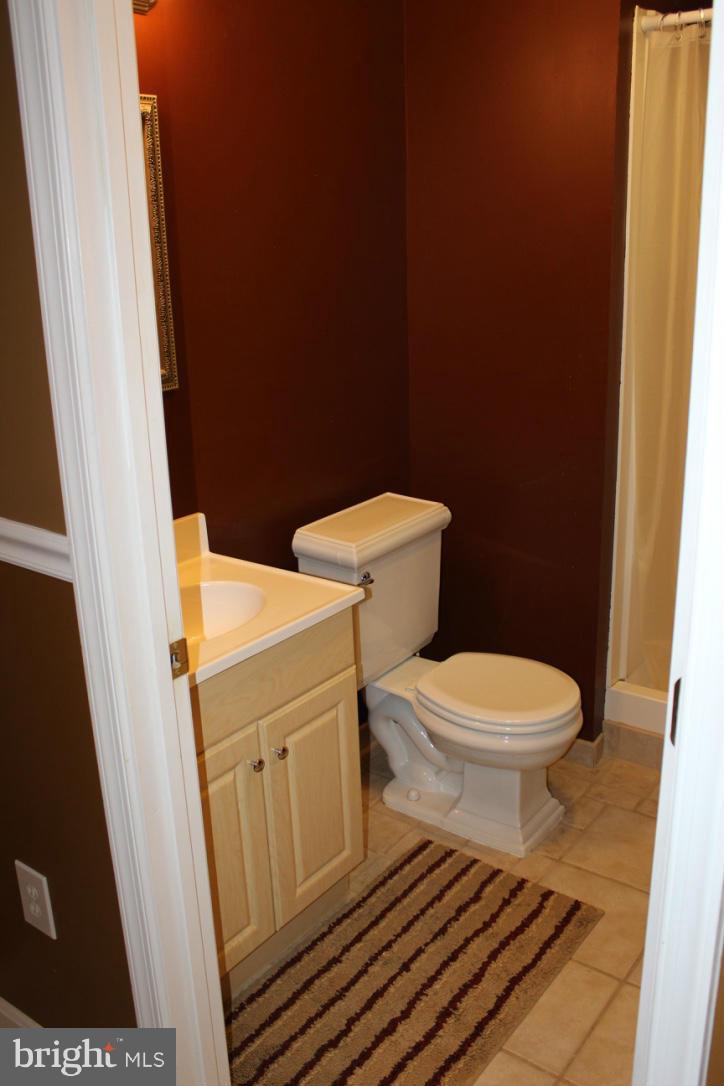 SNOWDEN RIDGE - Residential Lease