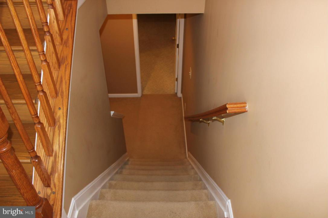 SNOWDEN RIDGE - Residential Lease