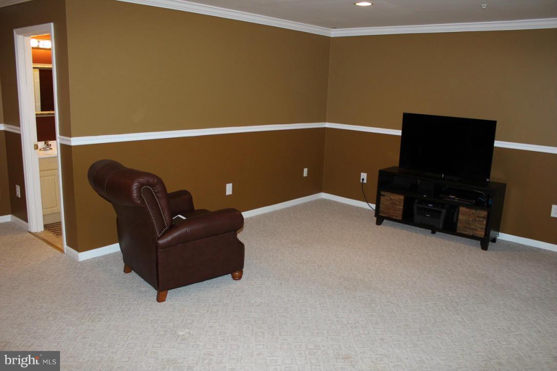 SNOWDEN RIDGE - Residential Lease