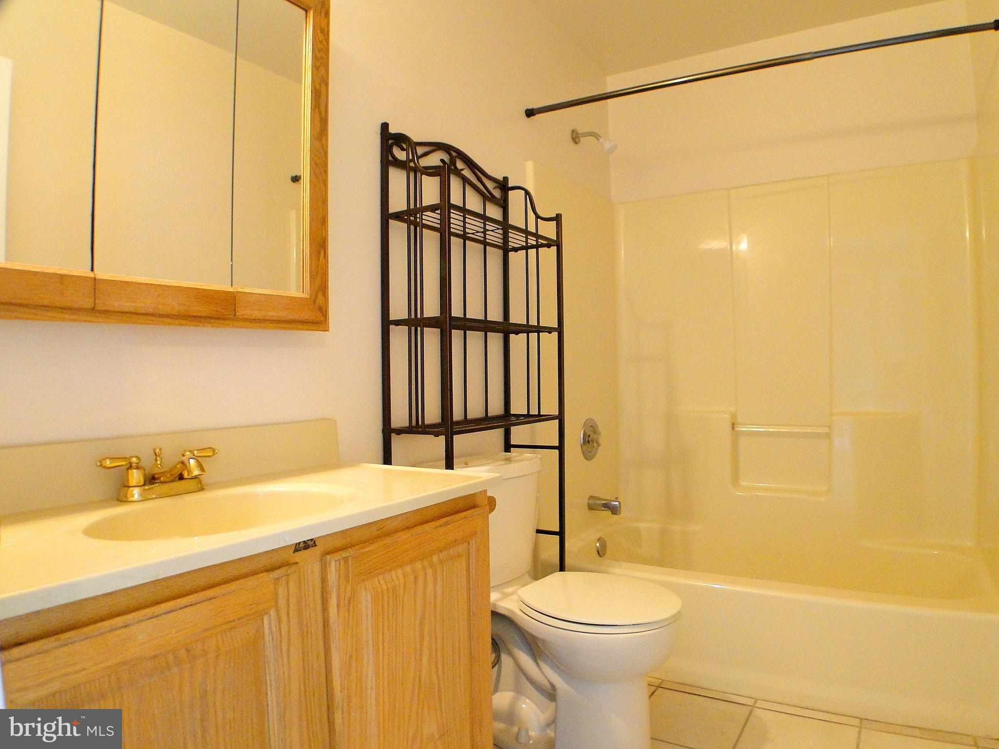 VAN BIBBER MANOR - Residential