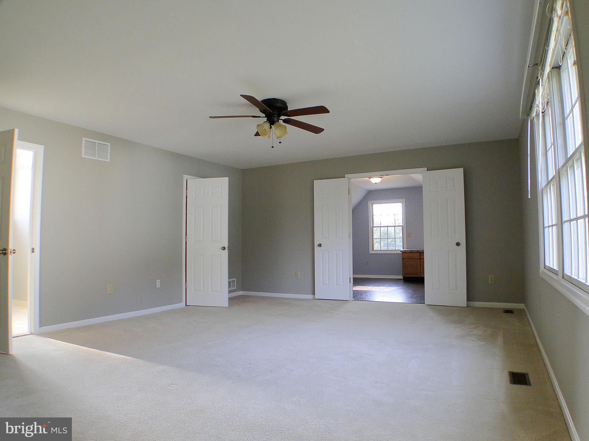 VAN BIBBER MANOR - Residential