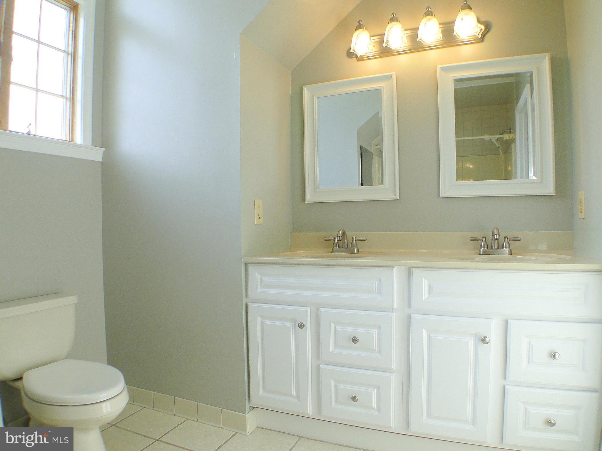 VAN BIBBER MANOR - Residential