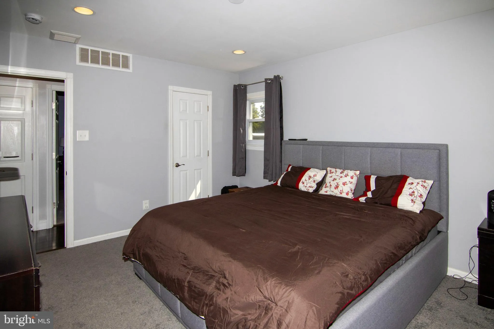 Gibbsboro, New Jersey 08026, United States, 3 Bedrooms Bedrooms, ,2 BathroomsBathrooms,Residential,Active,199480