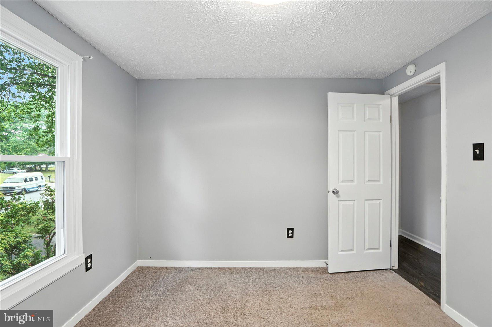 HILLCREST MANOR - Residential