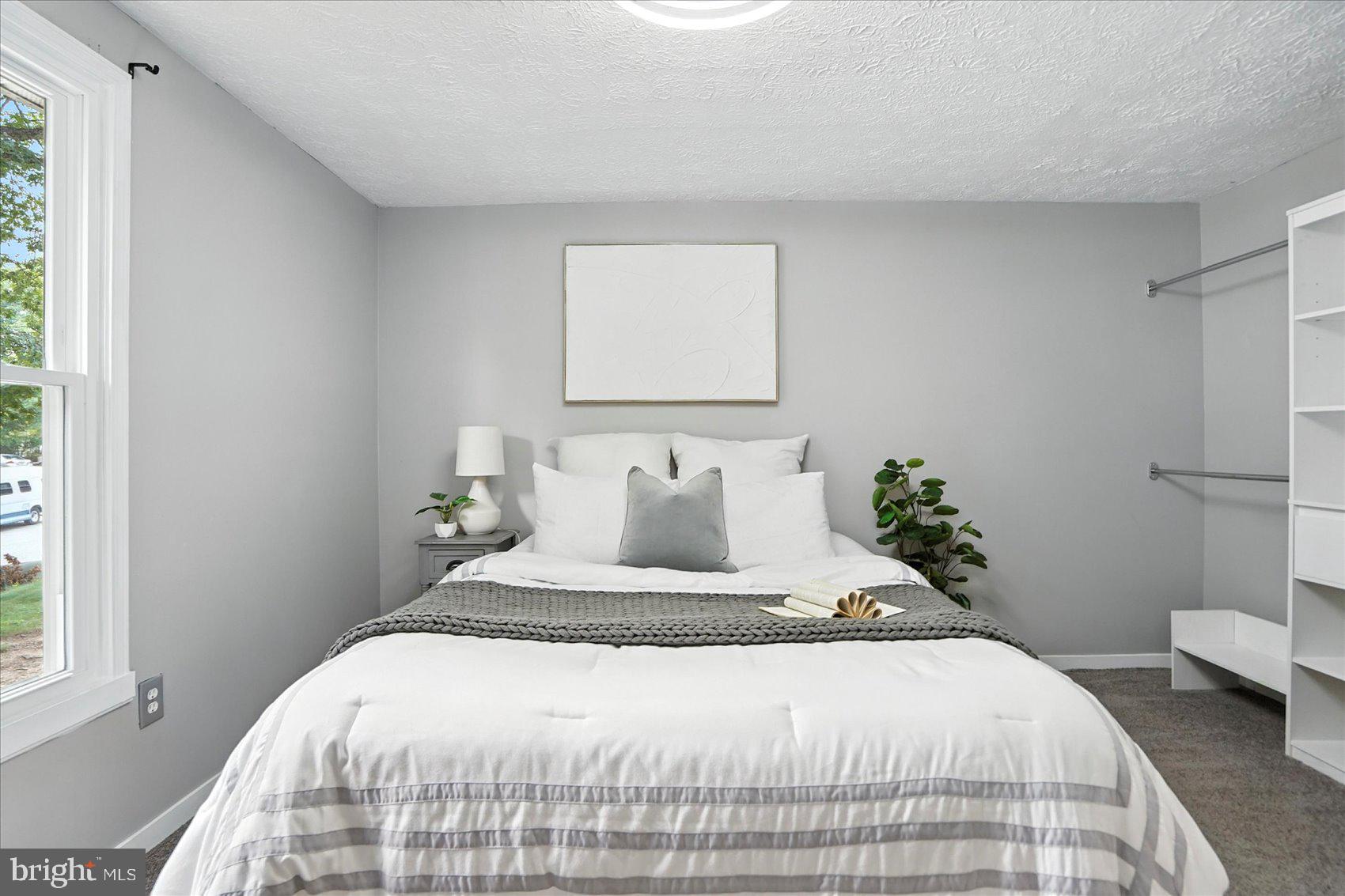 HILLCREST MANOR - Residential