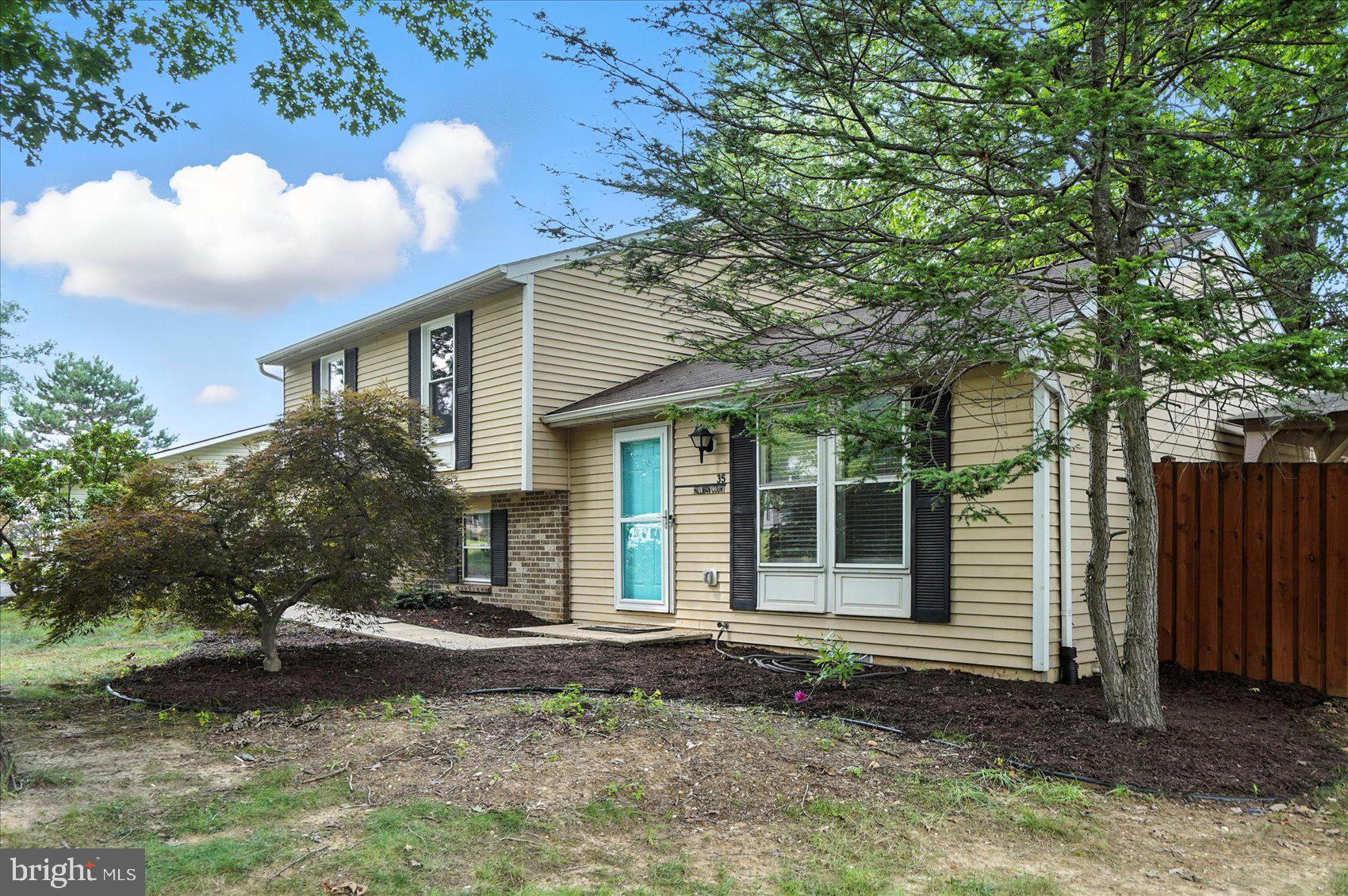 HILLCREST MANOR - Residential