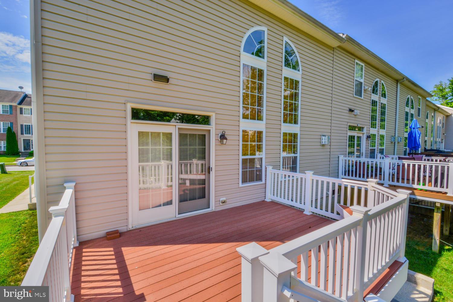 HOLLY WOODS - Residential