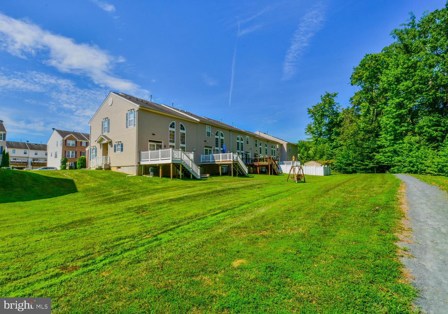 HOLLY WOODS - Residential