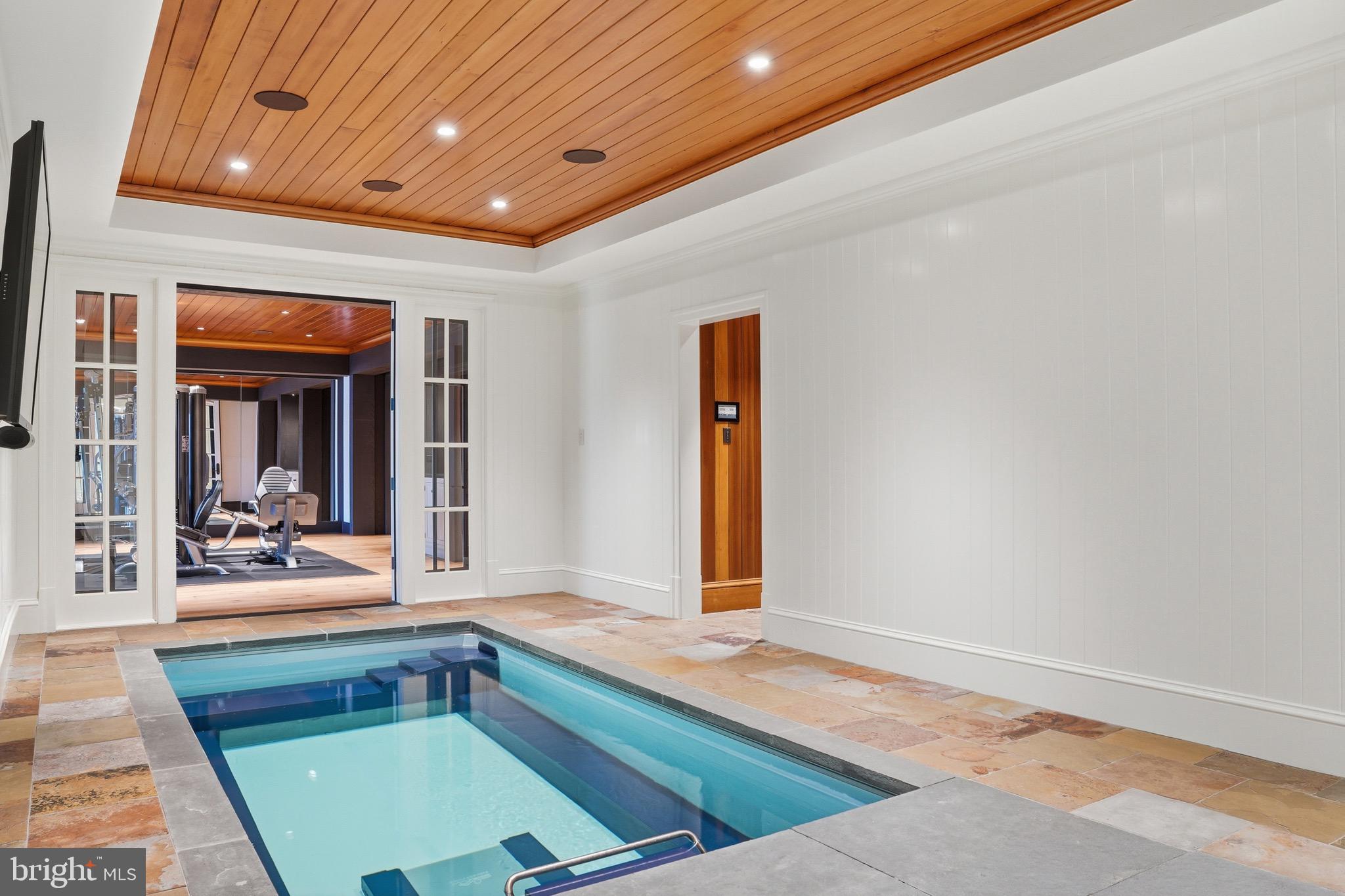 WELLINGTON - Residential