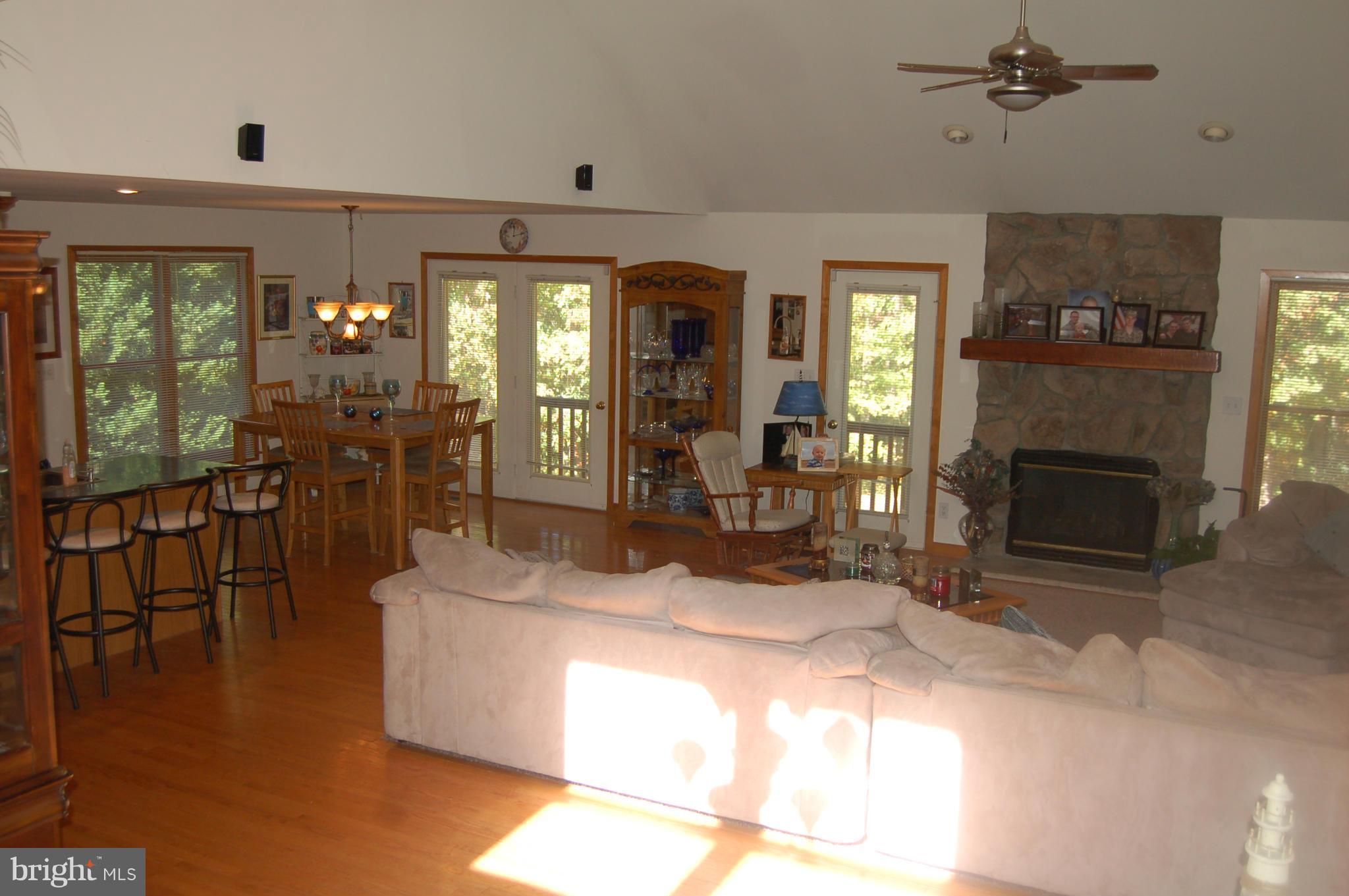 LAKELAND FOREST - Residential