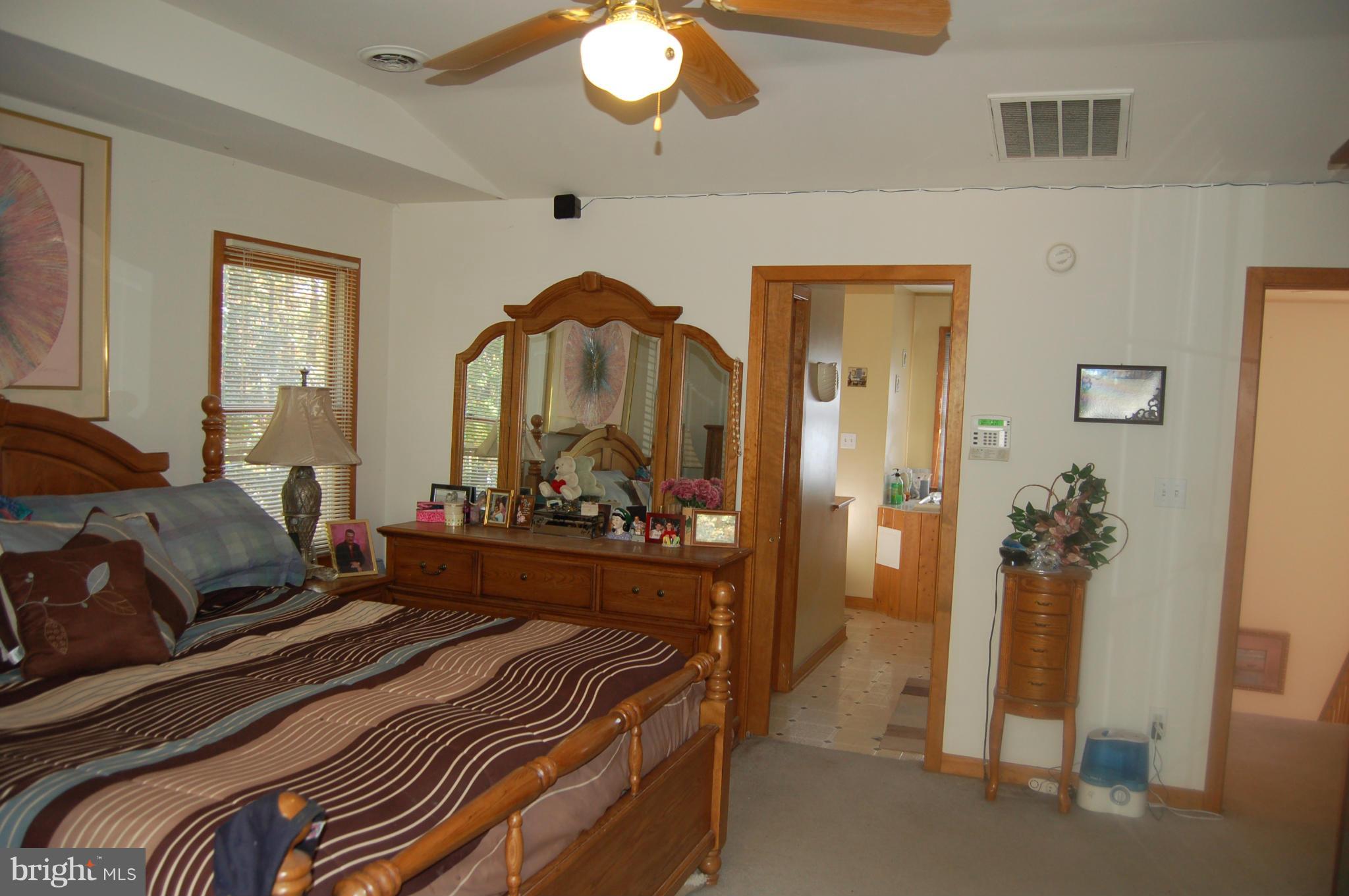 LAKELAND FOREST - Residential