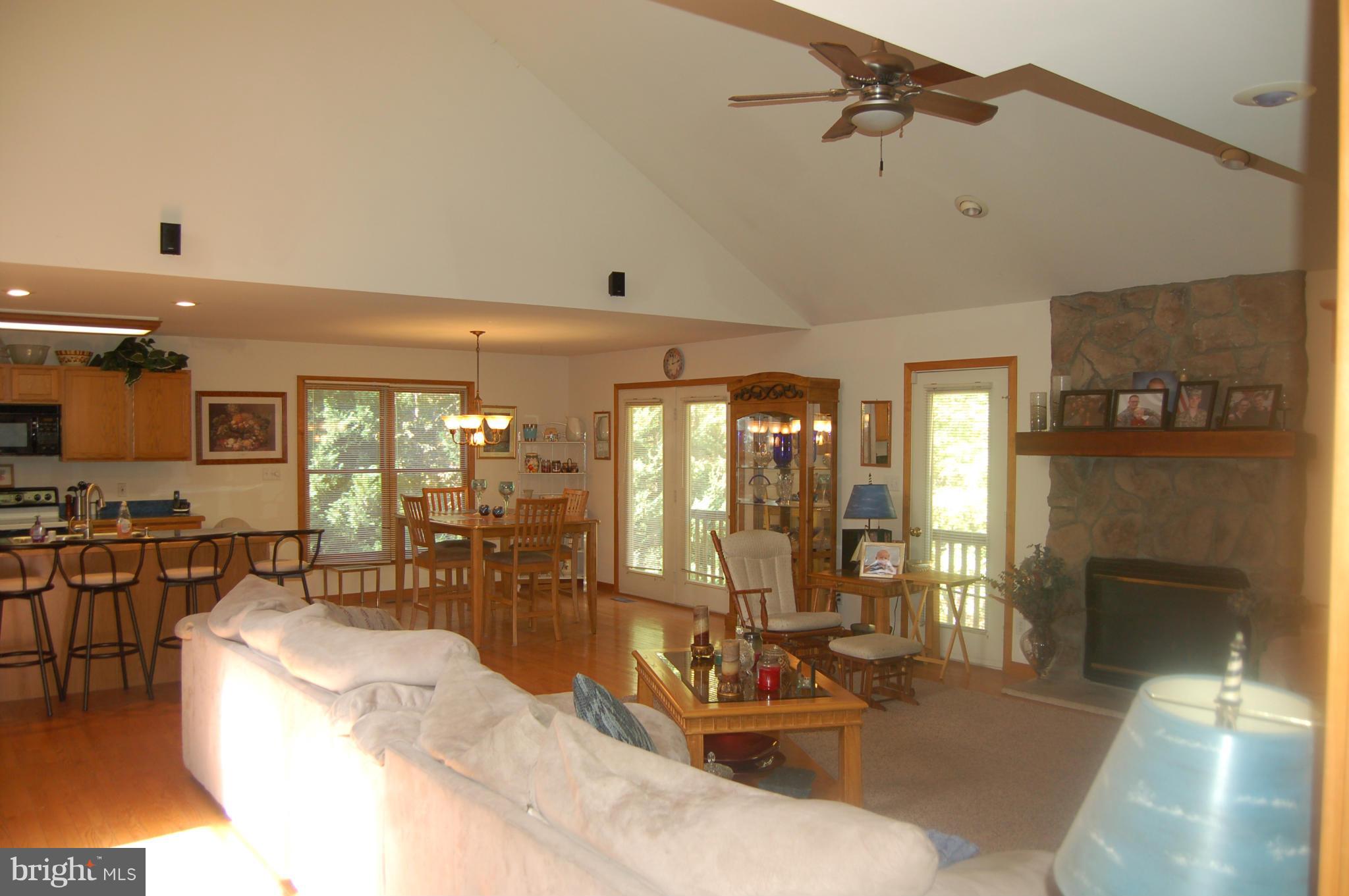 LAKELAND FOREST - Residential