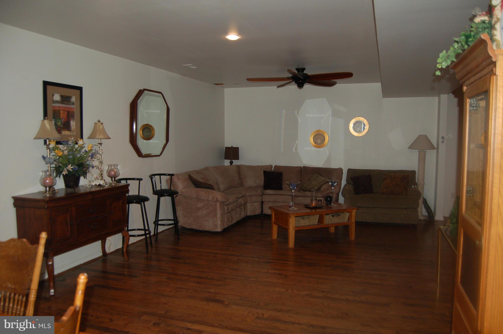 LAKELAND FOREST - Residential