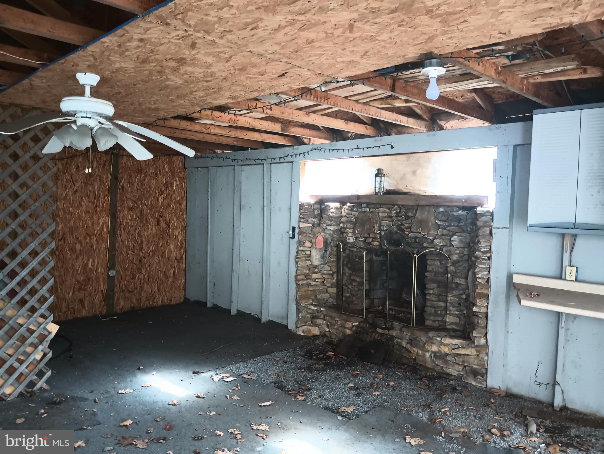 MOUNT STORM LAKE - Residential