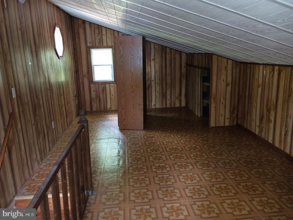 MOUNT STORM LAKE - Residential