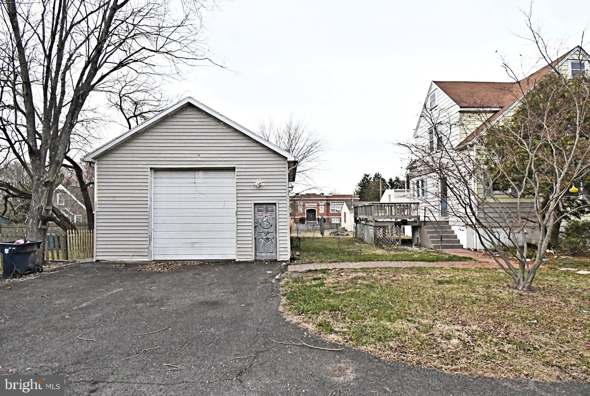 STONY BROOK - Residential