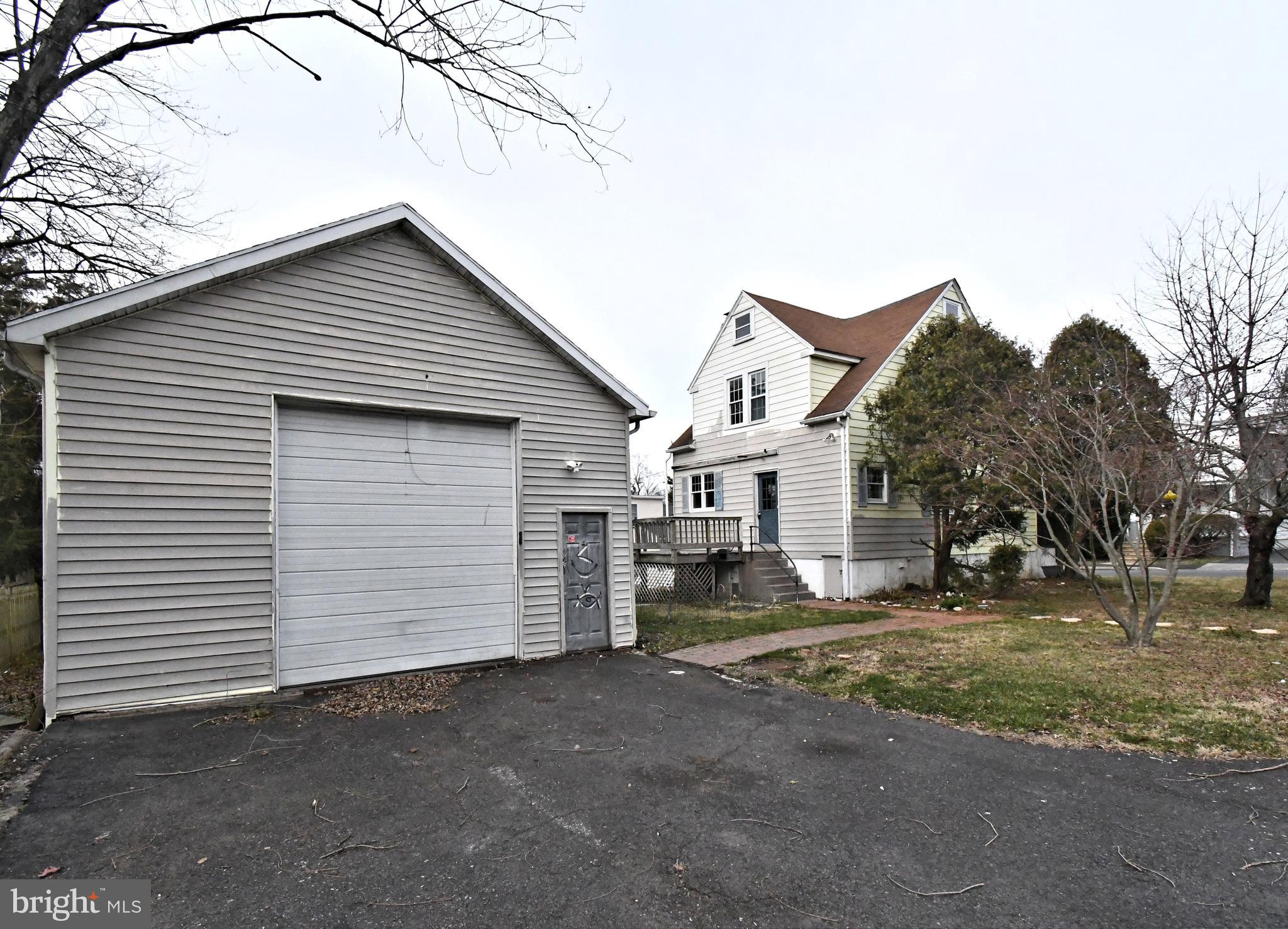 STONY BROOK - Residential