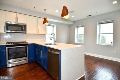 1823 D STREET NE B WASHINGTON DC 20002