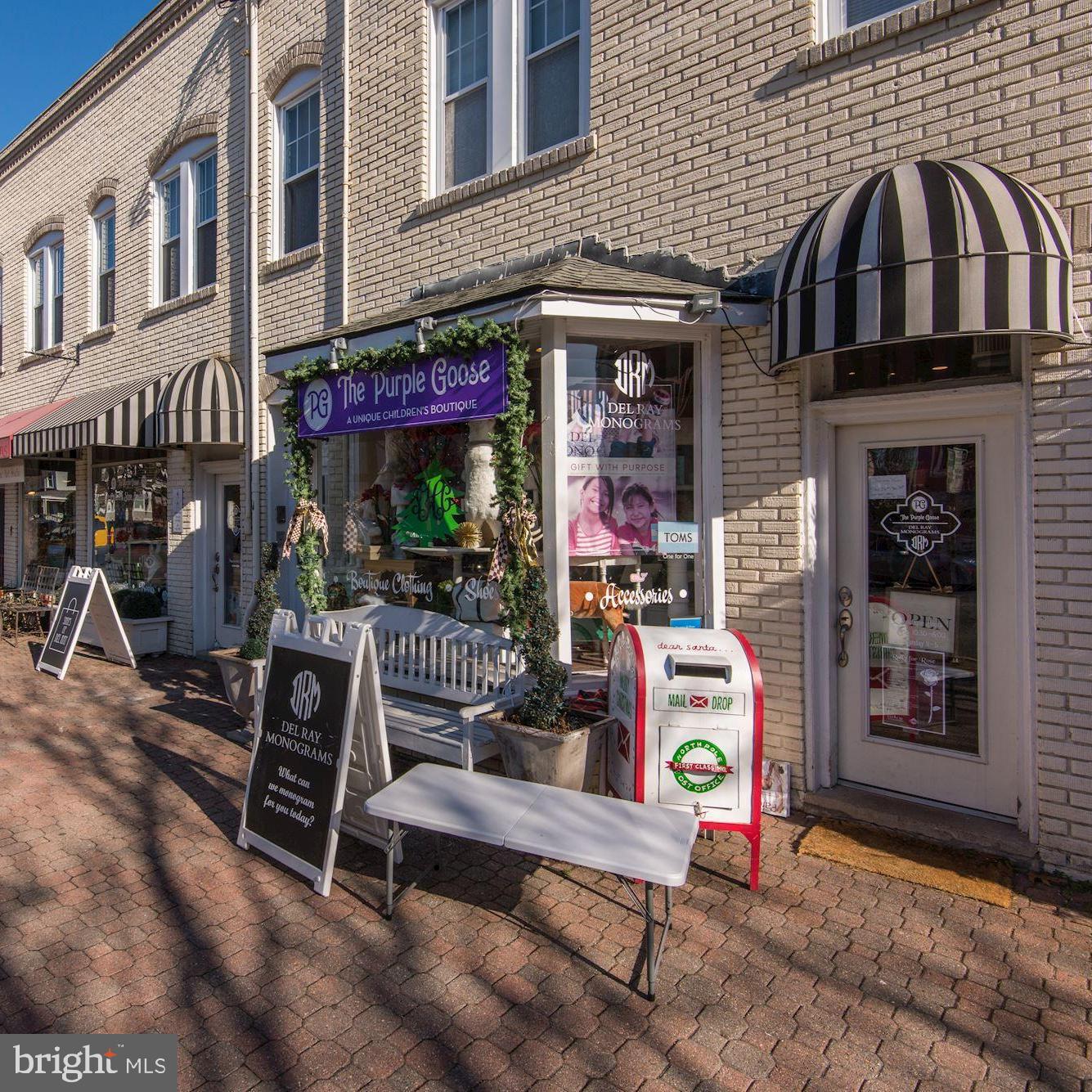 DEL RAY - Residential