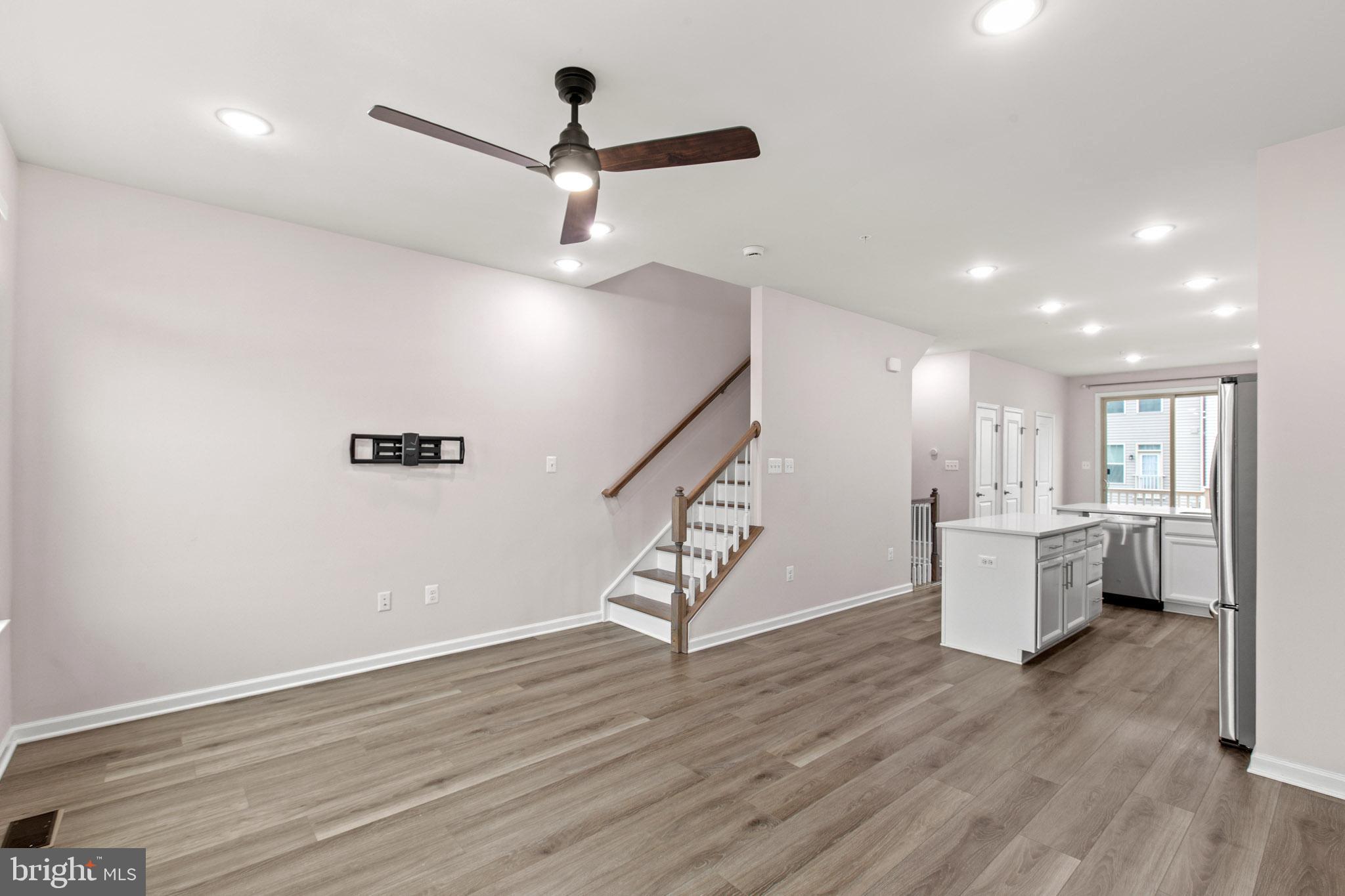 PARKSIDE - Residential