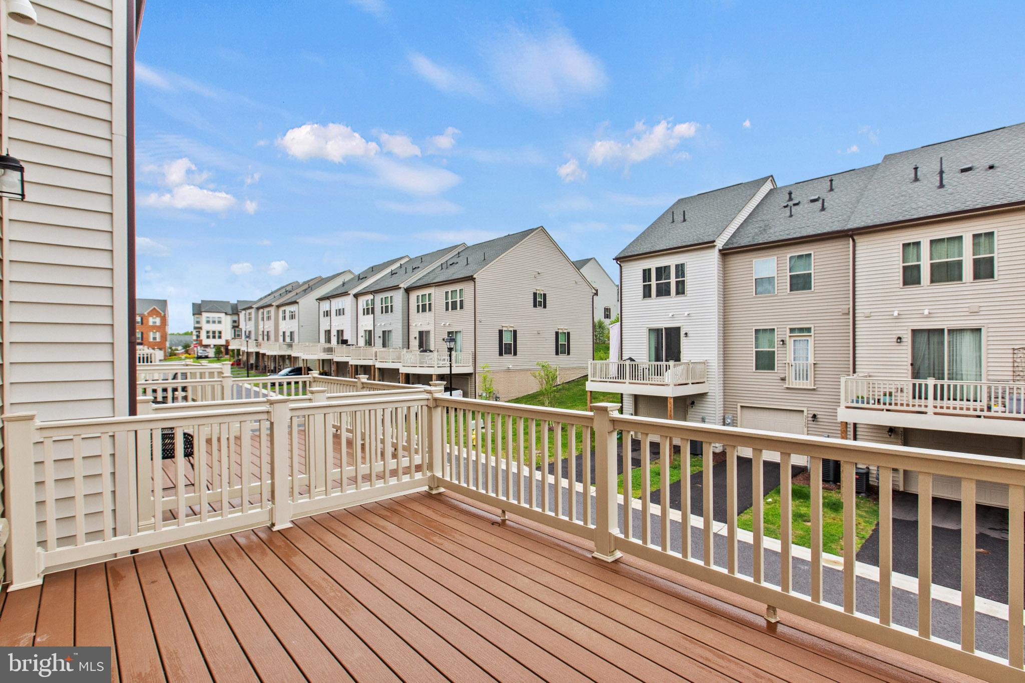 PARKSIDE - Residential
