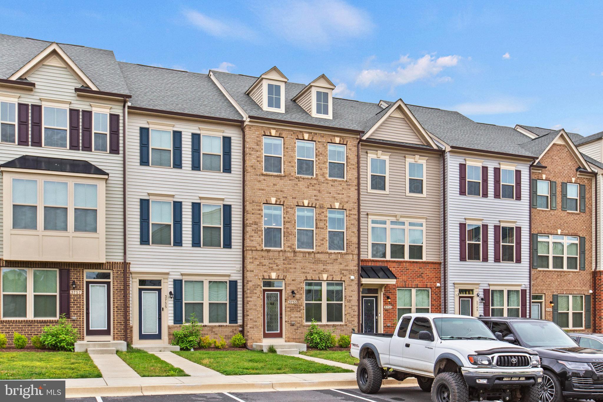 PARKSIDE - Residential