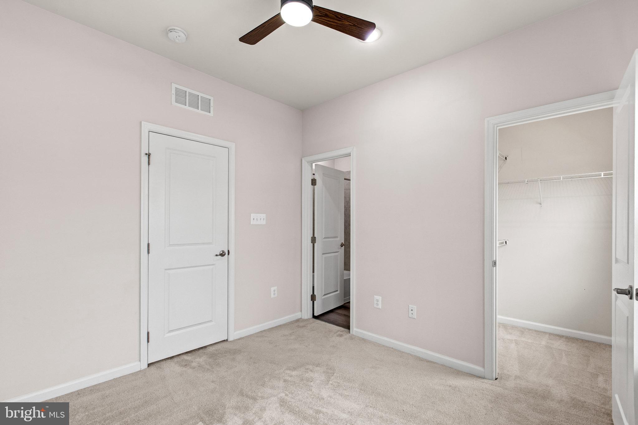 PARKSIDE - Residential