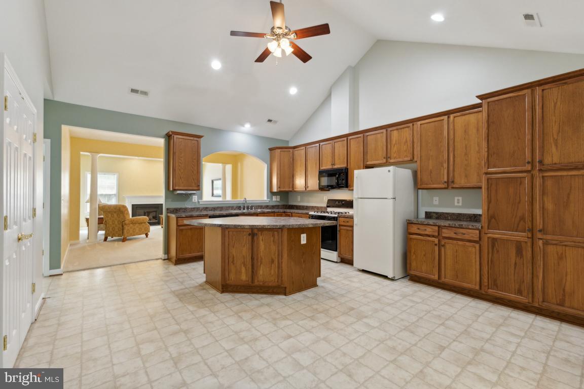 MILL CREEK - Residential