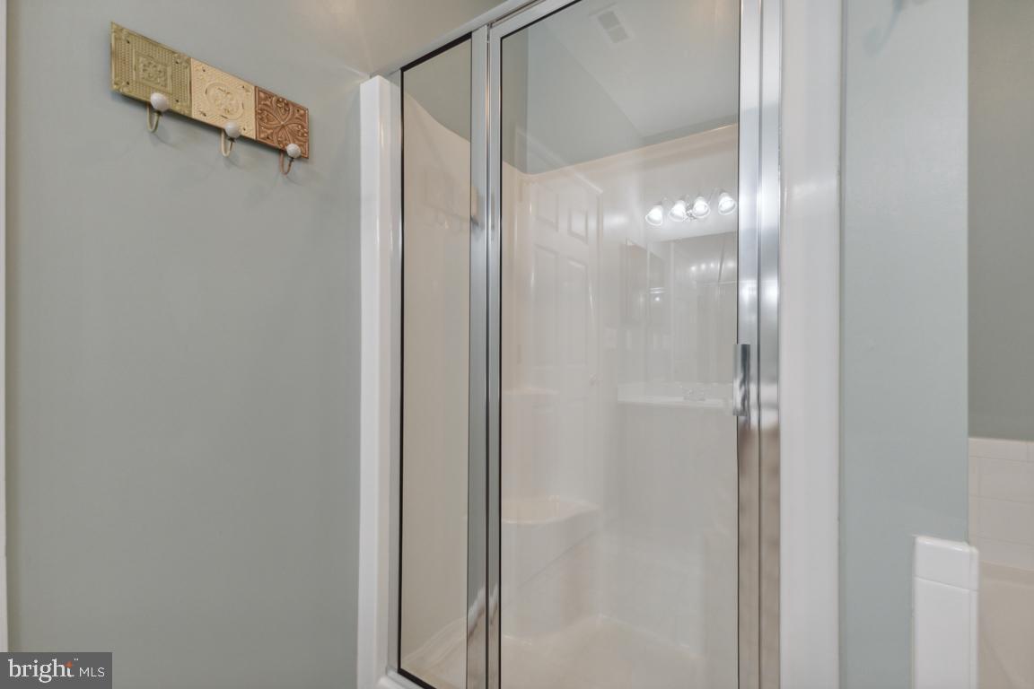 MILL CREEK - Residential