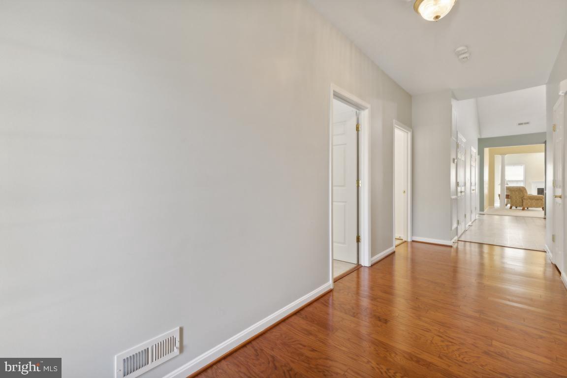 MILL CREEK - Residential