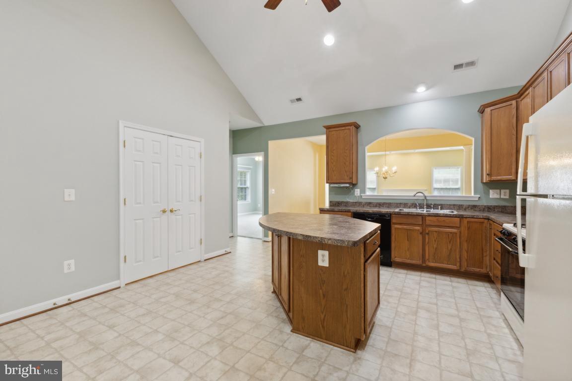 MILL CREEK - Residential