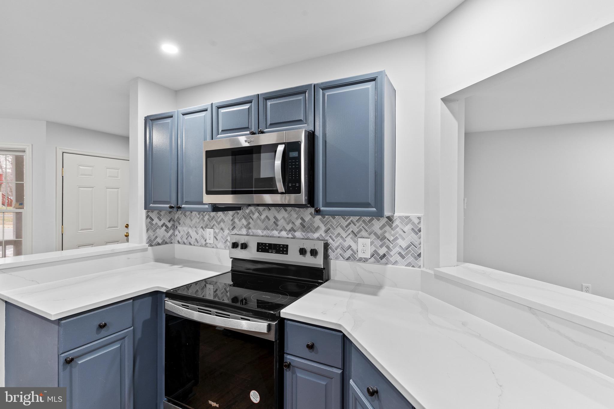 LANDINGS POINT CONDO - Residential