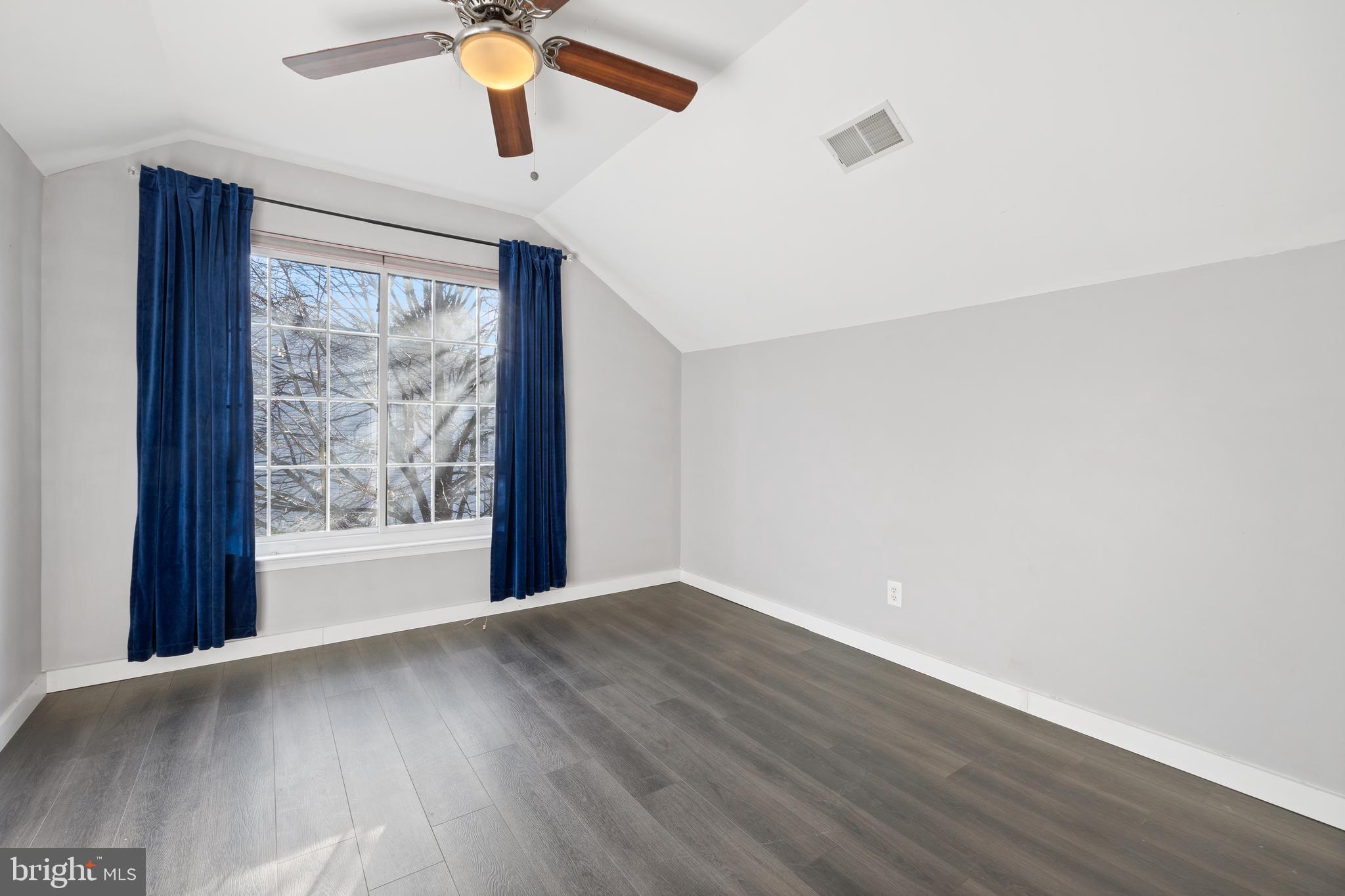 KINGSVIEW SUB - Residential Lease