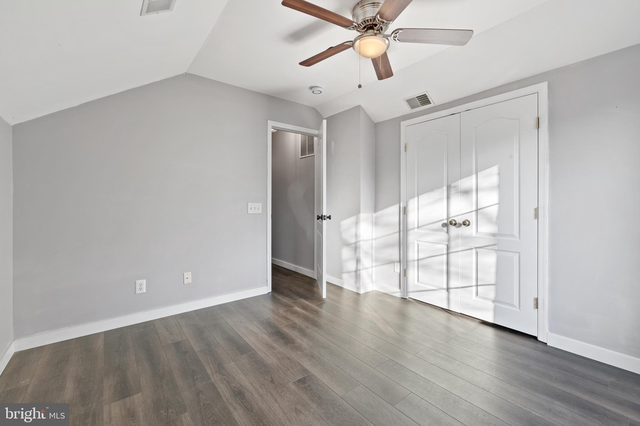 KINGSVIEW SUB - Residential Lease