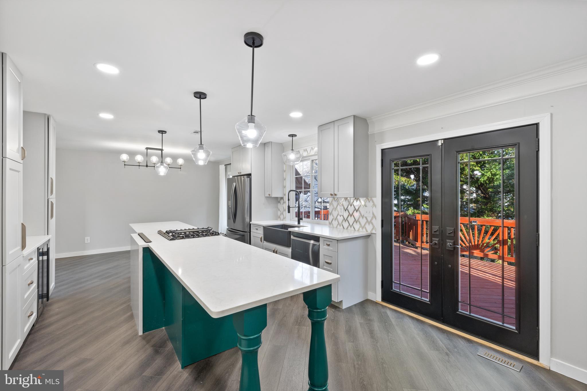 KINGSVIEW SUB - Residential Lease